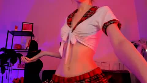 Kira online show from February 17, 9:32 pm