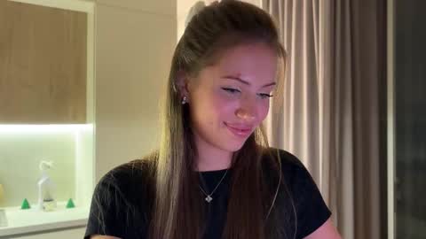 Kira online show from November 14, 5:04 pm