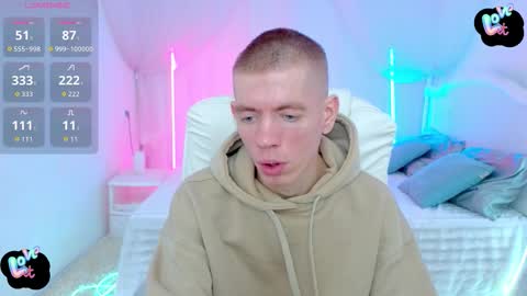    online show from October 13, 9:11 am