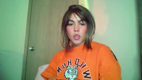 Kiri online show from October 22, 5:10 am