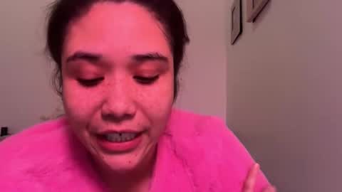 Kiss  Currency online show from January 16, 5:05 am