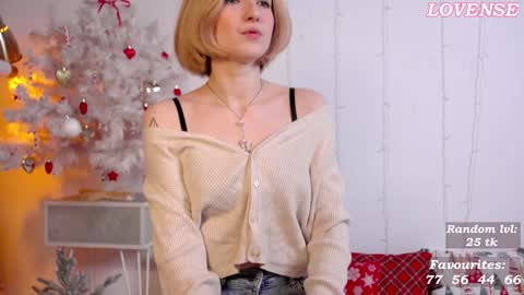 Kate  online show from January 10, 2:13 pm