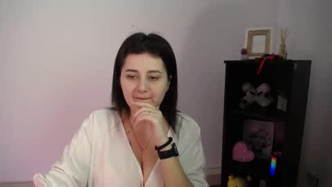 kissleoxx online show from December 1, 2:26 pm