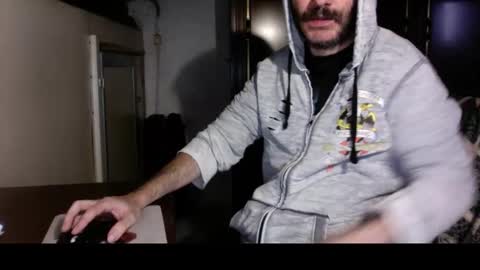 kissofbanned1983 online show from October 30, 11:33 am