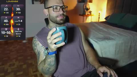 kite__ online show from March 18, 1:06 pm