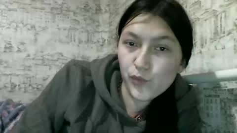 kiti_kitiss online show from January 15, 12:25 pm