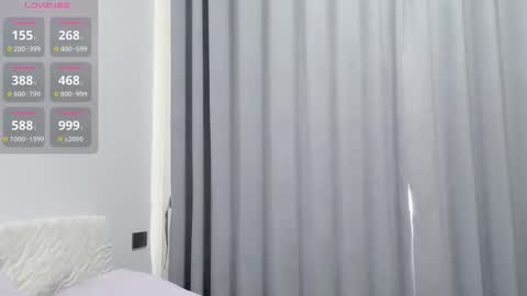 Snapshot of kitten_2001_yoyo chatting on October 30, 3:07 am kitten-2001-yoyo online show from October 30, 3:07 am