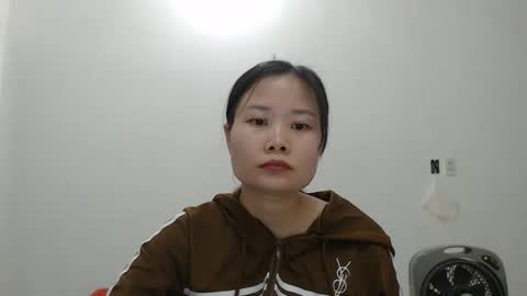 kitti_baby2x online show from March 18, 8:20 am