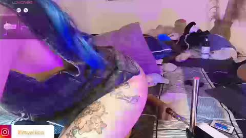 Snapshot of kitty_aikoo chatting on September 26, 12:29 am kitty_aikoo online show from September 26, 12:29 am