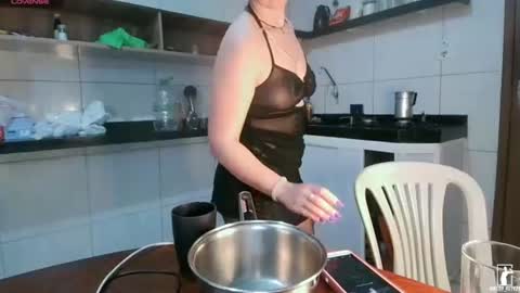 kitty_fitty29 online show from August 3, 7:20 pm