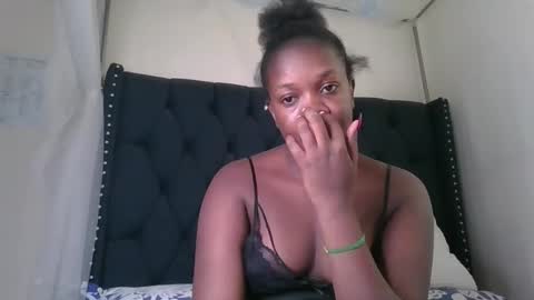 kitty_kerry online show from February 13, 2:53 pm