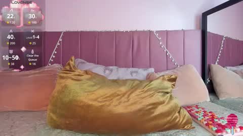 kitty_kryss online show from November 19, 4:50 pm