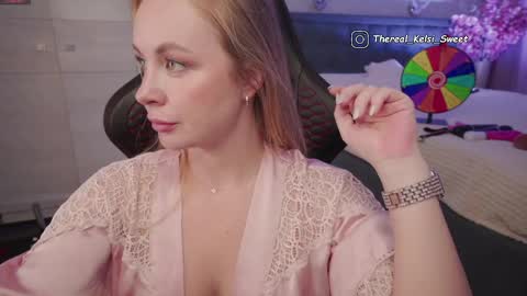 Kelsi and Ricky online show from April 16, 7:08 am