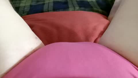 kittyneedsherdaddy online show from July 7, 10:30 am