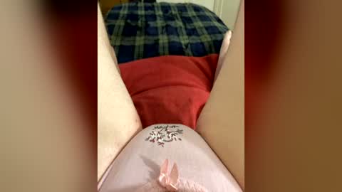 kittyneedsherdaddy online show from June 22, 9:39 am