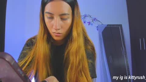 kitty online show from February 3, 6:40 am