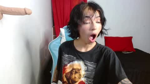 Snapshot of kiyusweetcrazy chatting on October 22, 2:15 am kiyu online show from October 22, 2:15 am