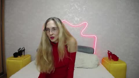 Snapshot of klaryevans chatting on October 11, 11:37 am Klary online show from October 11, 11:37 am