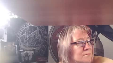 Michelle online show from December 15, 7:59 am