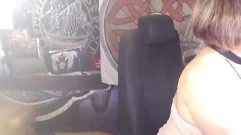 Michelle online show from March 16, 7:23 am