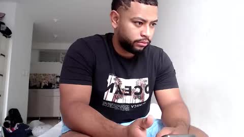 kleyton online show from December 2, 2:14 pm