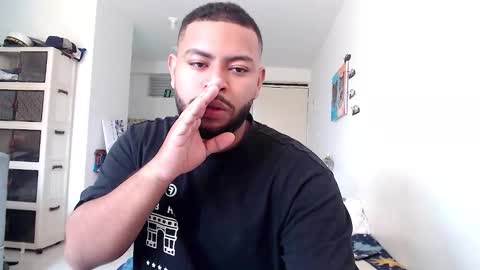 kleyton online show from November 1, 5:01 pm