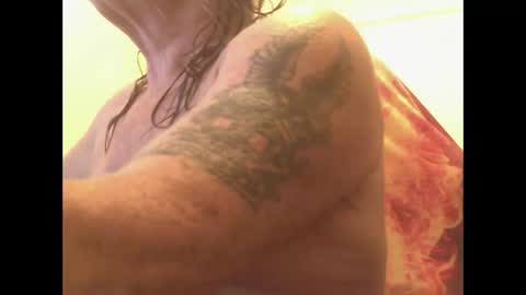 knobout online show from April 19, 10:05 am