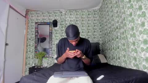 kofi online show from May 18, 11:55 pm