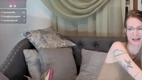 kohlbird online show from November 21, 2:42 am