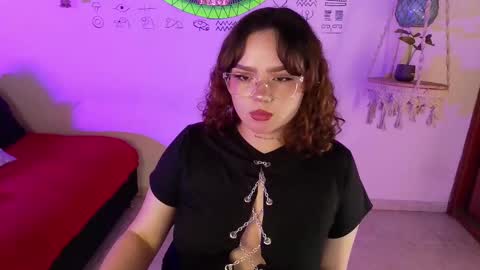 camila online show from October 29, 3:19 am