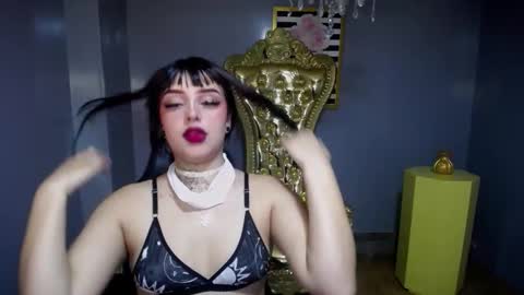 Snapshot of koraa_t chatting on September 12, 4:14 am koraa online show from September 12, 4:14 am