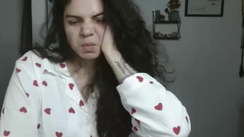 Snapshot of koranikky08 chatting on October 18, 2:16 am Karoll online show from October 18, 2:16 am