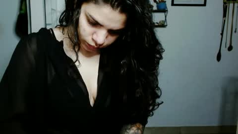 Snapshot of koranikky08 chatting on October 7, 1:56 am Karoll online show from October 7, 1:56 am