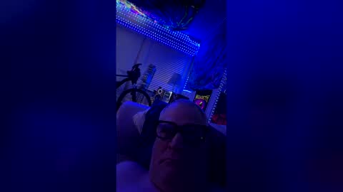 korysmith568 online show from December 5, 10:14 am