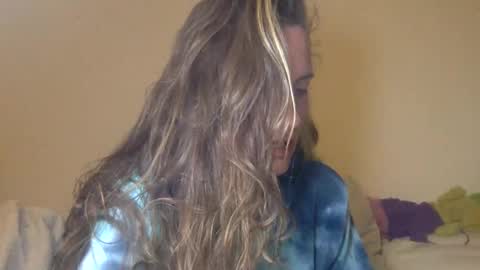 koyoteej online show from March 12, 3:24 am