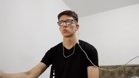 Facu online show from January 10, 1:10 am