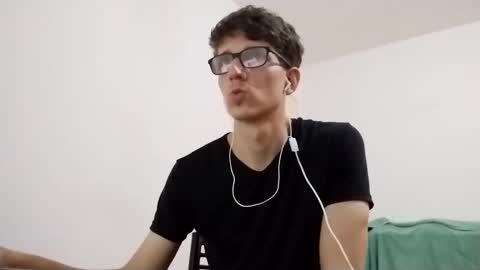 Facu online show from March 4, 1:38 pm