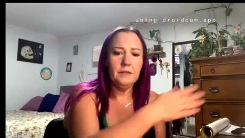 kreamyk420 online show from March 22, 2:48 am