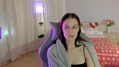 krisdoeil online show from January 19, 6:01 am