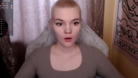 krisneal online show from February 3, 9:24 am