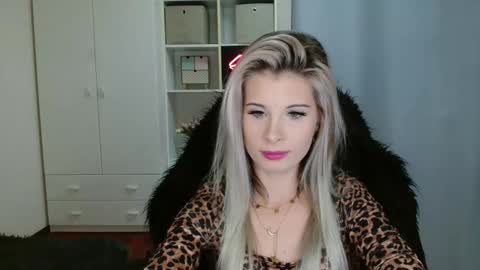 KristineAmore online show from November 3, 3:13 pm