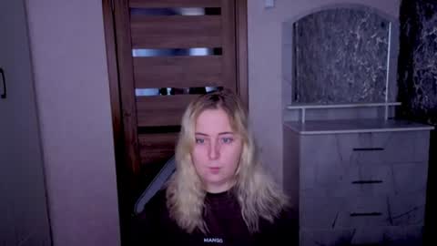 Kristy online show from July 2, 6:29 am