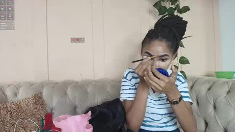 Snapshot of kristyl_paez chatting on September 21, 8:24 pm Cristina online show from September 21, 8:24 pm