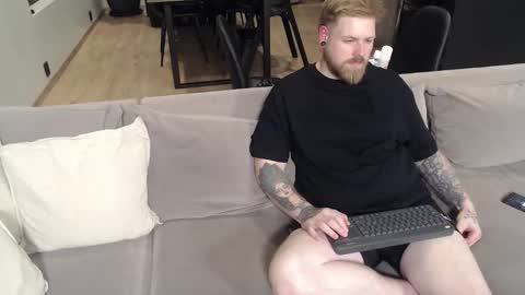 kristyoff online show from October 21, 6:22 pm