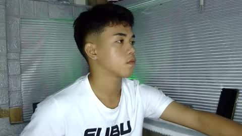 kritthanarkorn online show from February 15, 4:28 pm