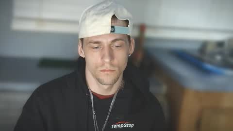 krytiar1992 online show from April 8, 11:02 am