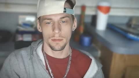 krytiar1992 online show from March 24, 7:14 am