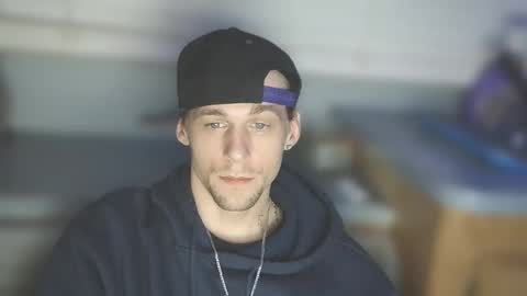 Snapshot of krytiar1992 chatting on October 20, 5:45 am krytiar1992 online show from October 20, 5:45 am