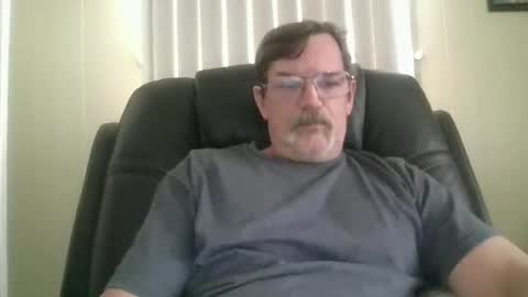 kurt3398 online show from May 3, 7:09 pm