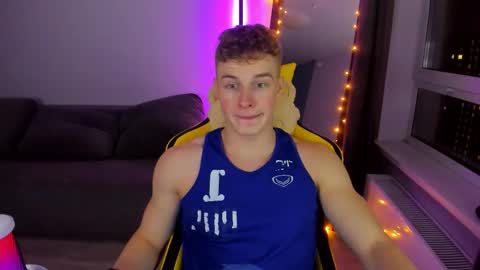 kurt_hanssen online show from November 13, 6:43 pm